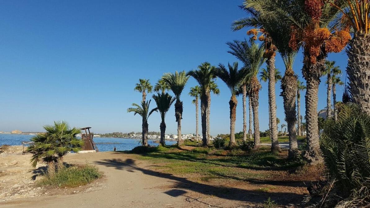 Ibiscus Gardens Near Beach, Bars & Amenities *