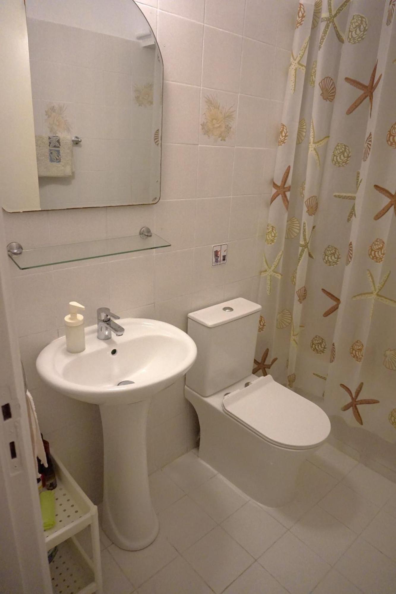 Ibiscus Gardens Near Beach, Bars & Amenities Apartment *